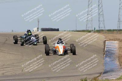 media/Apr-30-2022-CalClub SCCA (Sat) [[98b58ad398]]/Group 3/Race (Grapevine)/